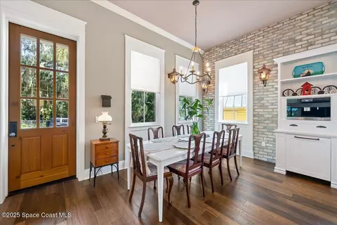 Dining - 11 Mitchell St, Cocoa, FL 32922 photo 1 of 11