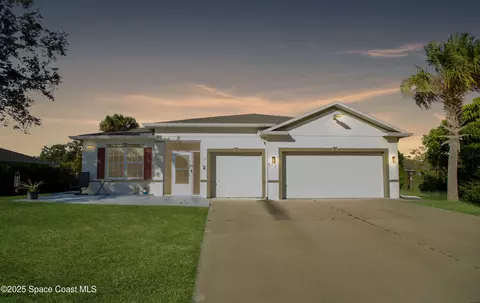 852 Jordan Ave, Sebastian, FL 32958