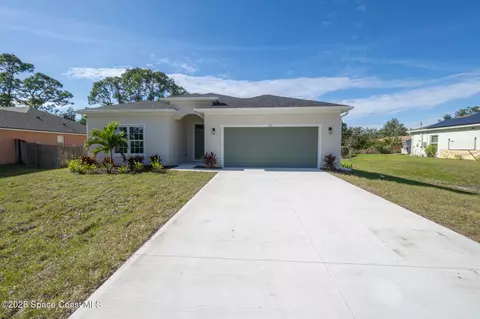 366 San Filippo Dr SE, Palm Bay, FL 32909
