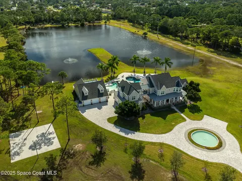4236 Hield Rd NW, Palm Bay, FL 32907