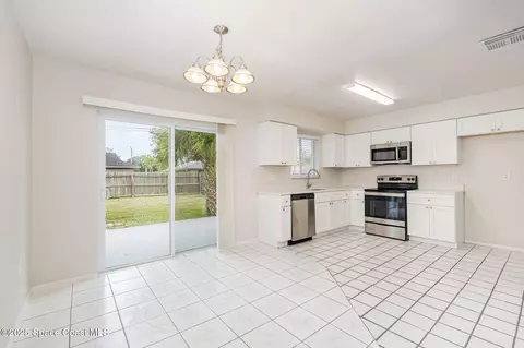 Kitchen - 1122 Manatee Dr, Rockledge, FL 32955 photo 1 of 4