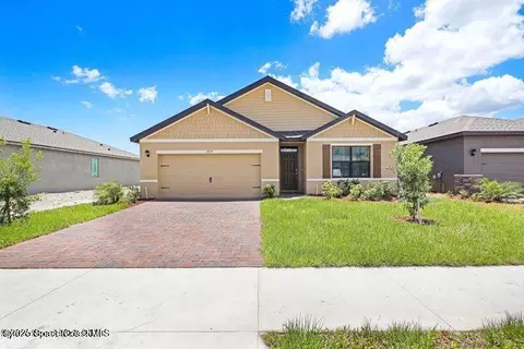 1924 Capital Dr SE, Palm Bay, FL 32909