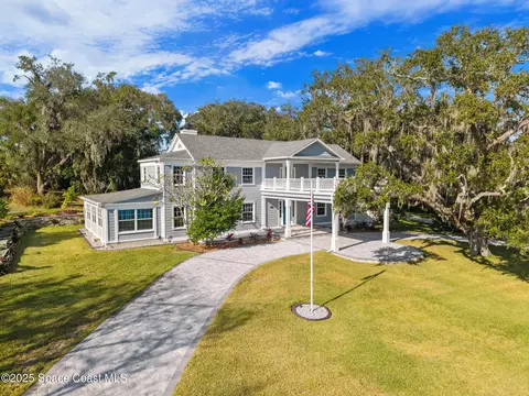 875 N Indian River Dr, Cocoa, FL 32922
