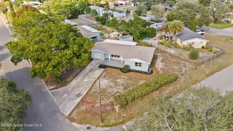 View/Area - 100 Charles Dr, Melbourne, FL 32935 photo 3 of 9