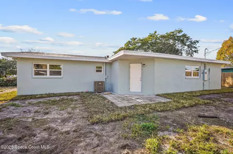 Exterior - 100 Charles Dr, Melbourne, FL 32935 photo 2 of 4