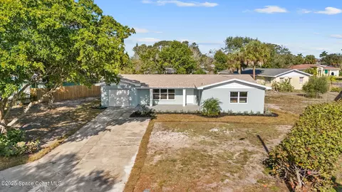 View/Area - 100 Charles Dr, Melbourne, FL 32935 photo 2 of 9