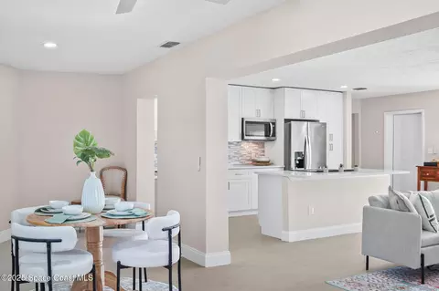 Dining - 100 Charles Dr, Melbourne, FL 32935 photo 1 of 2