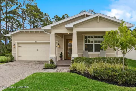484 Veridian Cir NW, Palm Bay, FL 32907