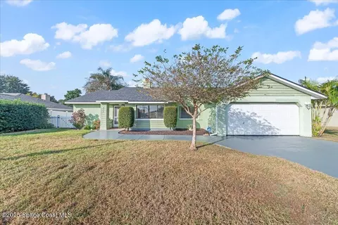 418 Charlotta Ave SE, Palm Bay, FL 32909