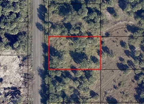 2135 Alwar Ave SW, Palm Bay, FL 32908
