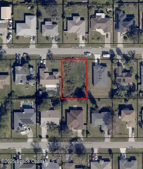 740 Norse St NW, Palm Bay, FL 32907