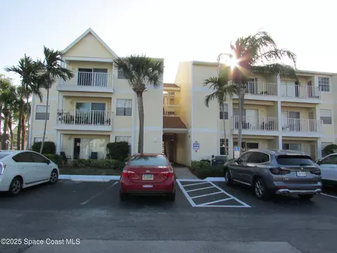 1850 Charlesmont Dr #7118, Indialantic, FL 32903