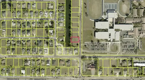 1628 NE 10th Pl, Cape Coral, FL 33914