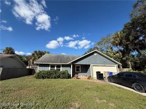 2526 4th St, Vero Beach, FL 32968
