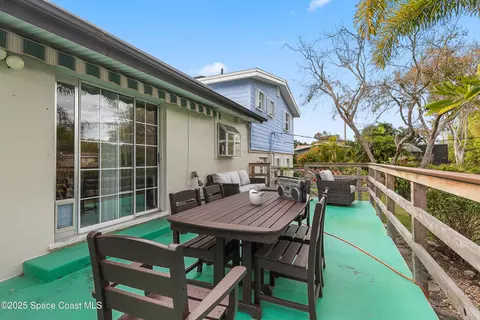 Exterior - 409 Lynn Ave, Melbourne, FL 32935 photo 4 of 13