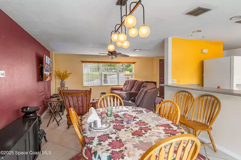Dining - 409 Lynn Ave, Melbourne, FL 32935 photo 2 of 3