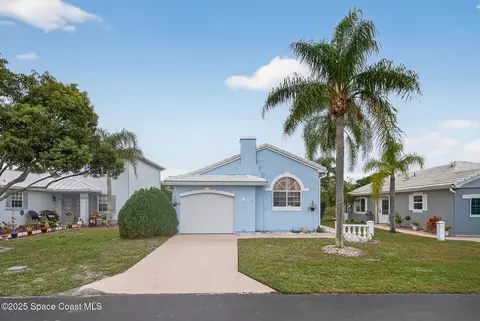 1924 Sugarberry Ct NE, Palm Bay, FL 32905