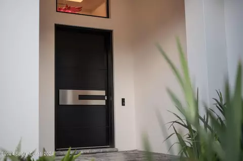 Entry Way - 11 Bayshore Ct, Rockledge, FL 32955 photo 1 of 5