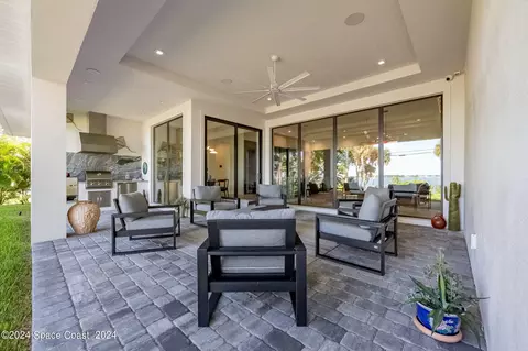 Exterior - 11 Bayshore Ct, Rockledge, FL 32955 photo 6 of 16