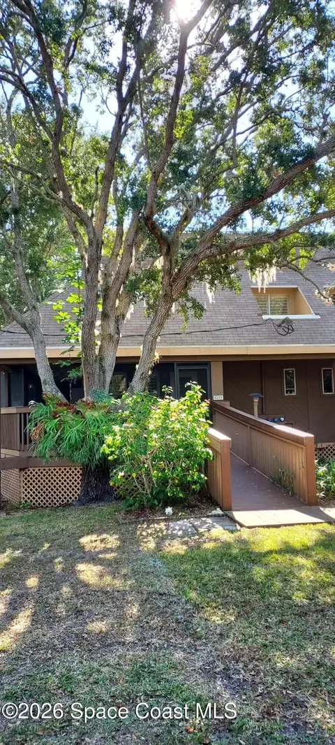 6235 Treetop Dr, Melbourne Beach, FL 32951