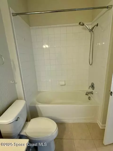 Bath - 3868 Lexmark Ln #309, Rockledge, FL 32955 photo 3 of 5