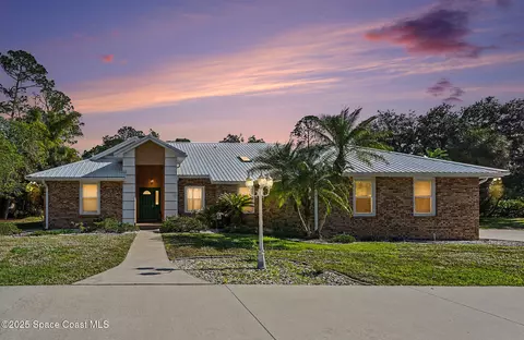 2956 Long Lake Dr, Titusville, FL 32780