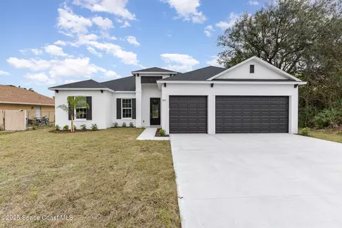 756 Taluga Ave SE, Palm Bay, FL 32909