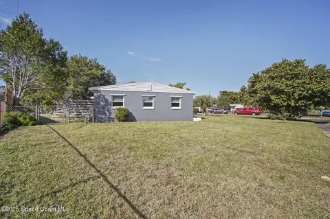 Exterior - 2033 Adams Ave, Melbourne, FL 32935 photo 1 of 3