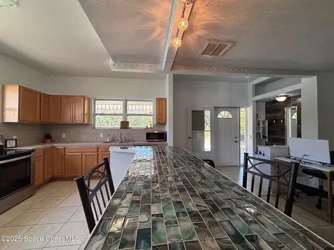 Kitchen - 9590 Primrose Dr, Micco, FL 32976 photo 3 of 6