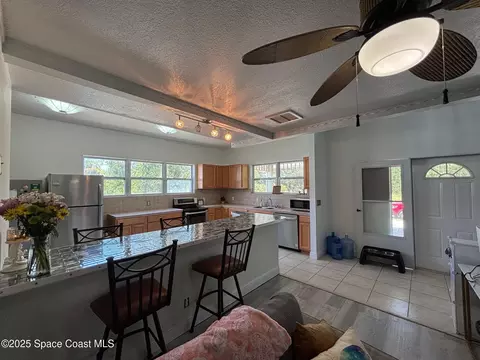 Kitchen - 9590 Primrose Dr, Micco, FL 32976 photo 2 of 6
