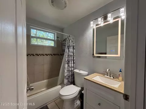 Bath - 9590 Primrose Dr, Micco, FL 32976 photo 1 of 4