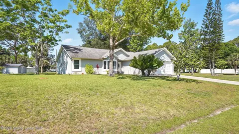 196 Delia Ave NW, Palm Bay, FL 32907