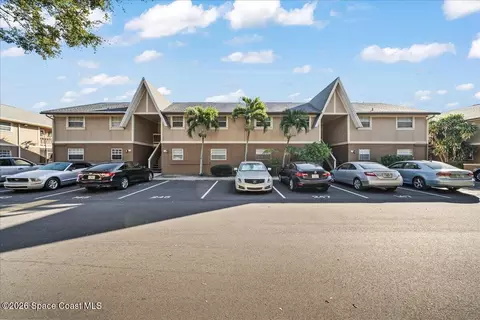 247 Cambridge Ln, Melbourne, FL 32935