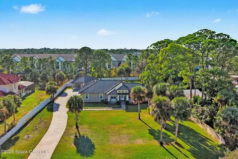 5440 Riveredge Dr, Titusville, FL 32780