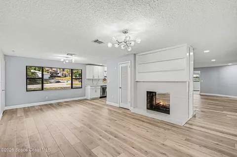 Living - 117 Gary Ln, Cocoa, FL 32922 photo 5 of 8