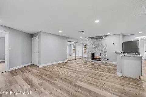 Living - 117 Gary Ln, Cocoa, FL 32922 photo 2 of 8
