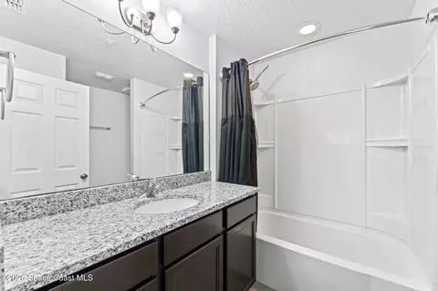 Bath - 1415 Lara Cir #106, Rockledge, FL 32955 photo 2 of 2