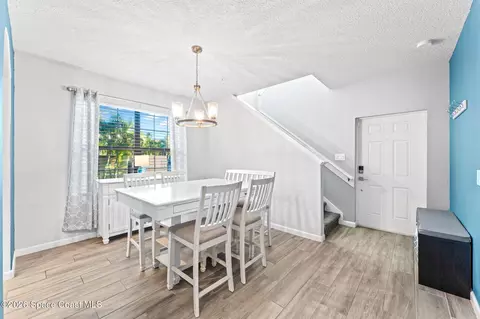 Dining - 1415 Lara Cir #106, Rockledge, FL 32955 photo 1 of 3