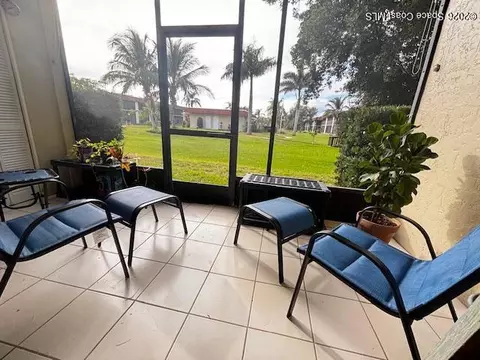 201 St Lucie Ln #304, Cocoa Beach, FL 32931