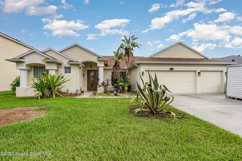 1655 Sumter Ln, Melbourne, FL 32904