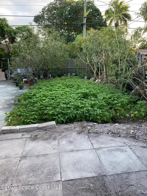612 E Minnesota St E, Lantana, FL 33462