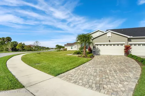 2868 Avalonia Dr, Melbourne, FL 32940 photo 1