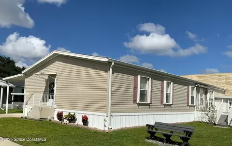 264 Holiday Park Blvd NE, Palm Bay, FL 32907