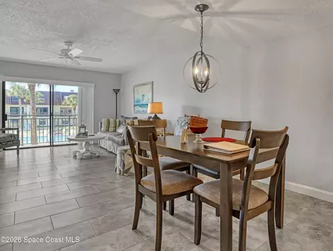 Dining - 170 Paradise Blvd #17014, Indialantic, FL 32903 photo 1 of 2