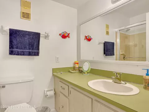 Bath - 170 Paradise Blvd #17014, Indialantic, FL 32903 photo 2 of 4