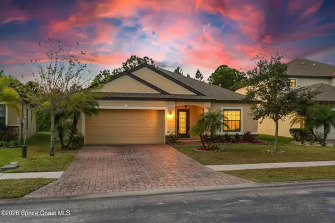 644 Dillard Dr SE, Palm Bay, FL 32909