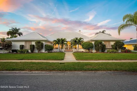 656 Franklyn Ave, Indialantic, FL 32903