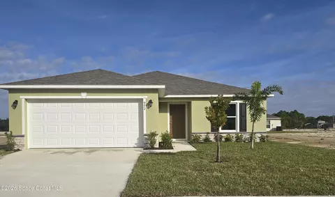 972 SW Richmond Cir SW, Palm Bay, FL 32908