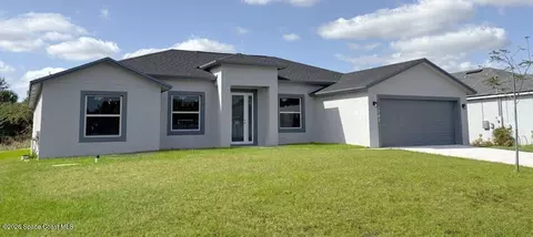 1782 Hallendale Ave SW, Palm Bay, FL 32908