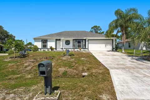 398 Taunton Rd SW, Palm Bay, FL 32908